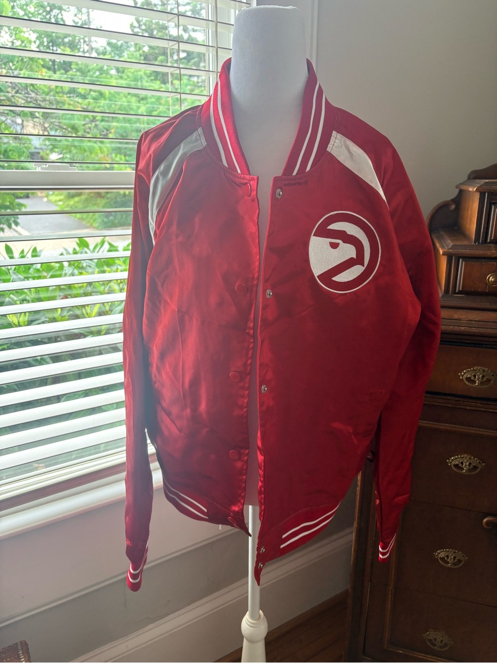 Mitchell & Ness Red Women's Hardwood Classics Jacket